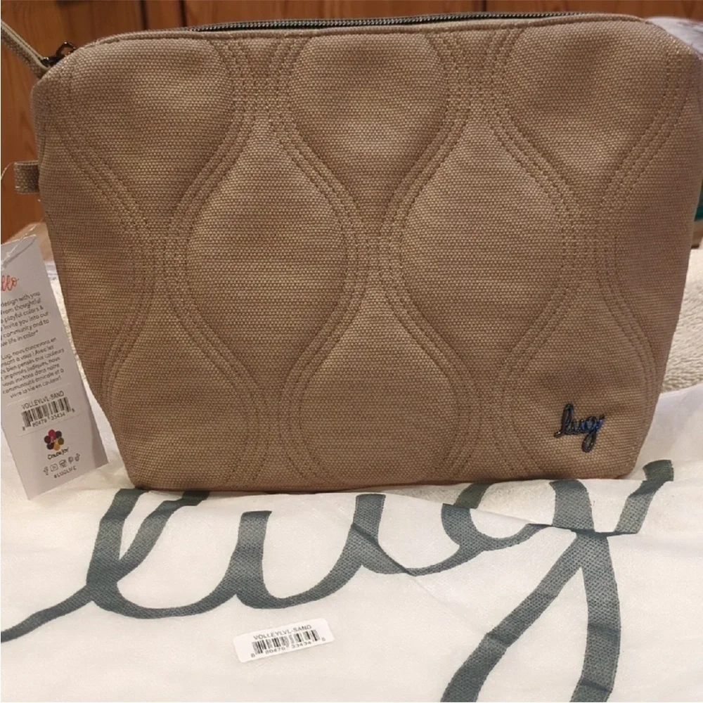 Lug Volley Luxe VL “Sand” Quilted Organizer. NWT with storage bag